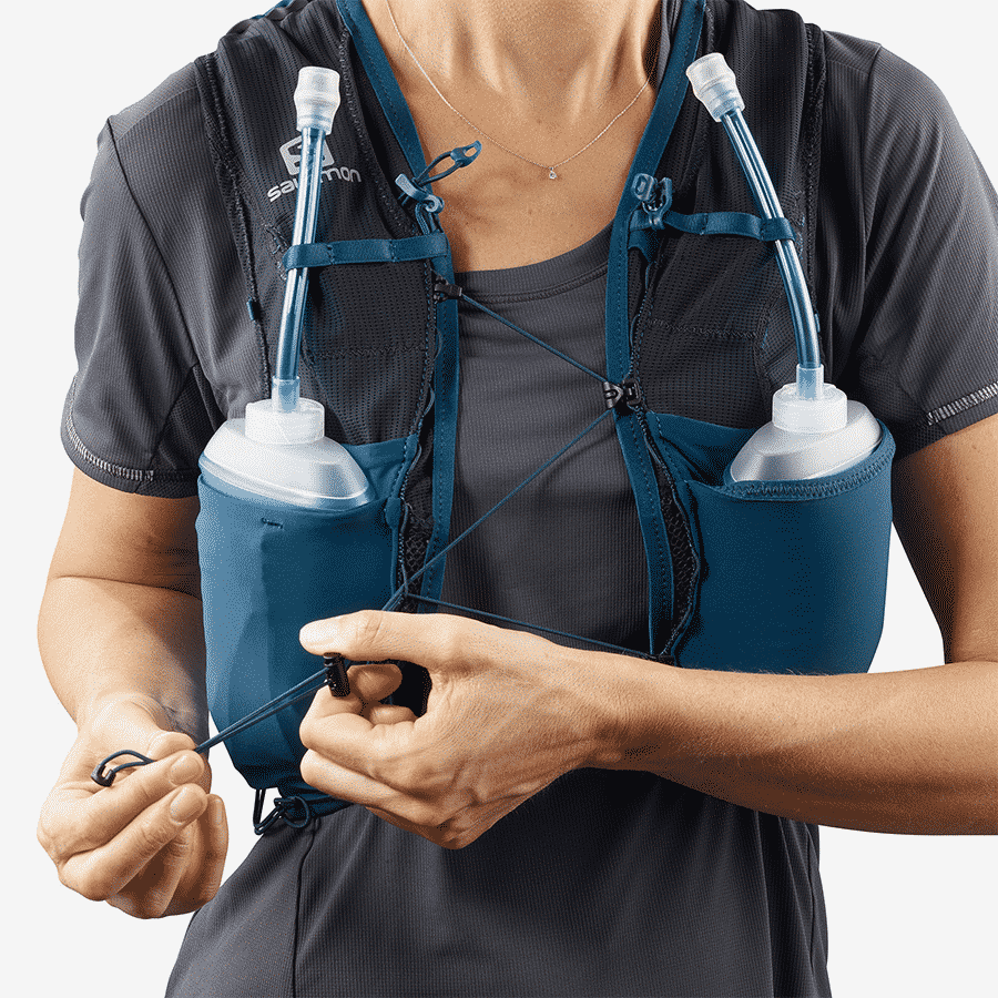 Salomon a lancé son premier sac d'hydratation 100% féminin