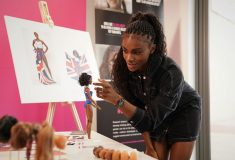 Image de l'article Une barbie à l’effigie de la sprinteuse britannique Dina Asher-Smith