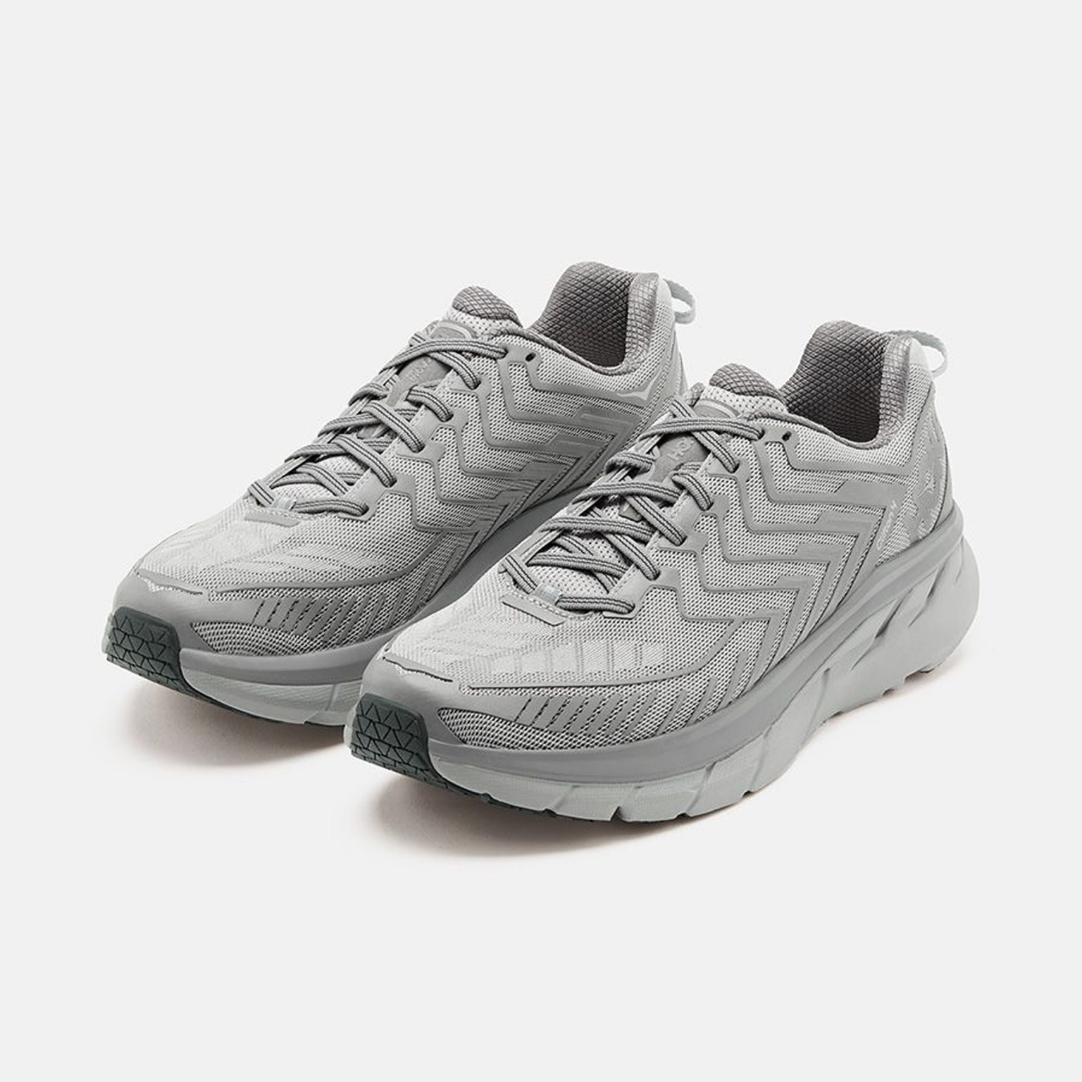 hoka one one outdoor voices