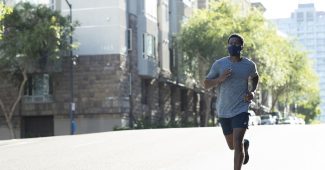 Image de l'article ASICS dévoile son masque spécialement conçu pour le running