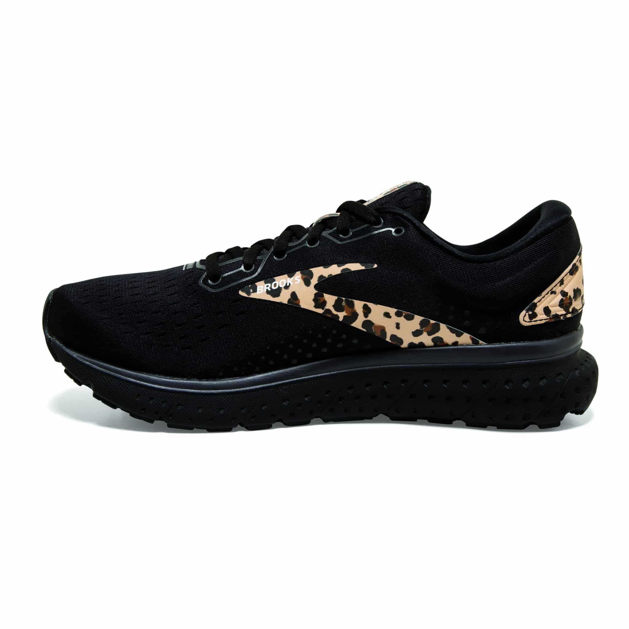 Brooks complète sa collection Run Wild avec un imprimé léopard
