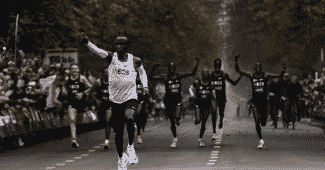 Image de l'article Quelles chaussures Eliud Kipchoge porte-t-il à l’entraînement et en compétition ?