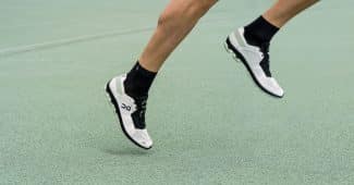 Image de l'article On Running lance une seconde version de sa chaussure pour compétition sur route : la Cloudflash