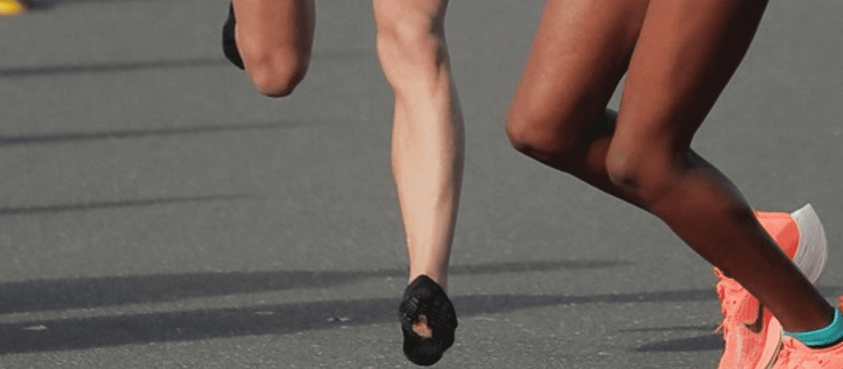 coureuse-japonaise-pieds-nus-ekiden-record-10km