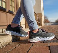 chaussure-gaviota-2-hoka-one-one-running-runpack