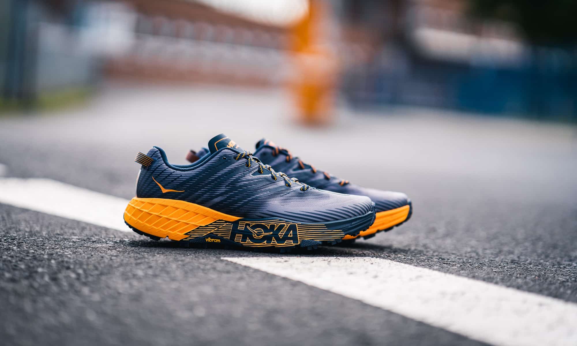 hoka-one-one-chaussure-trail-speedgoat-runpack