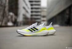 Image de l'article Ultraboost 21 : adidas dévoile la nouvelle version de la plus populaire de ses runnings