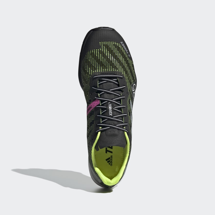 Chaussure_de_trail_running_Terrex_Speed_SG_runpack_1