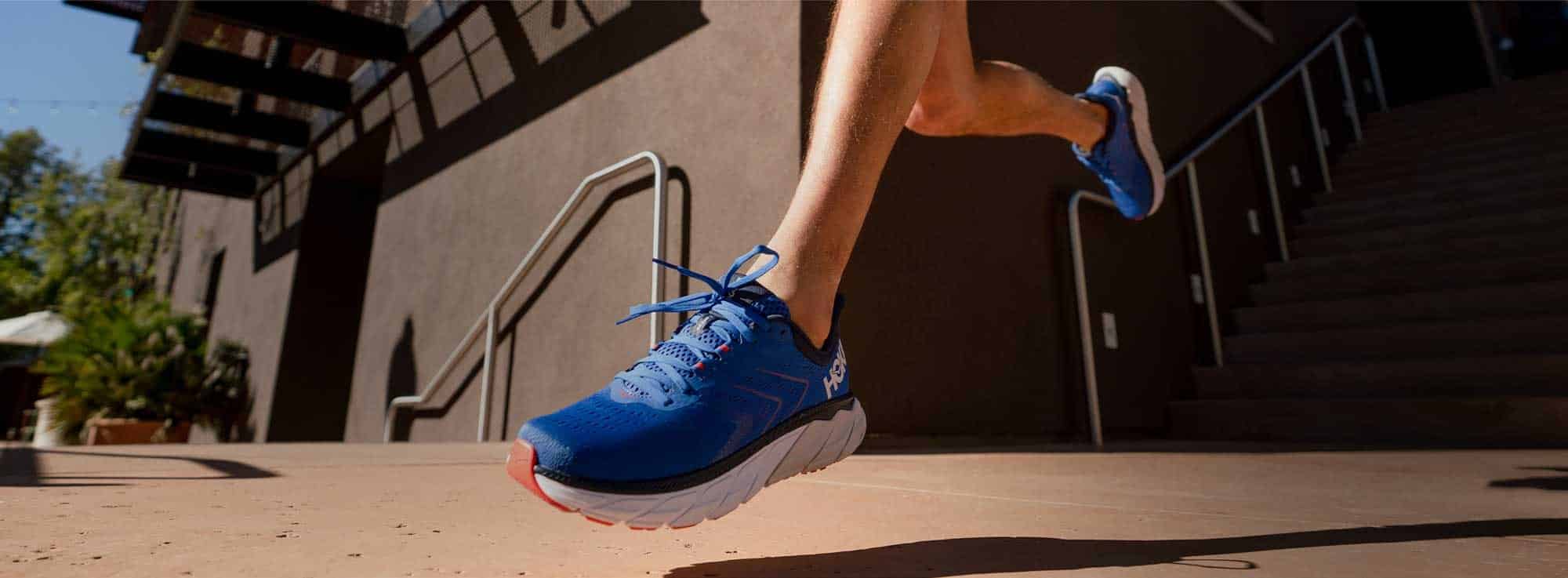 Hoka One One lance la Arahi 5 pour coureurs pronateurs