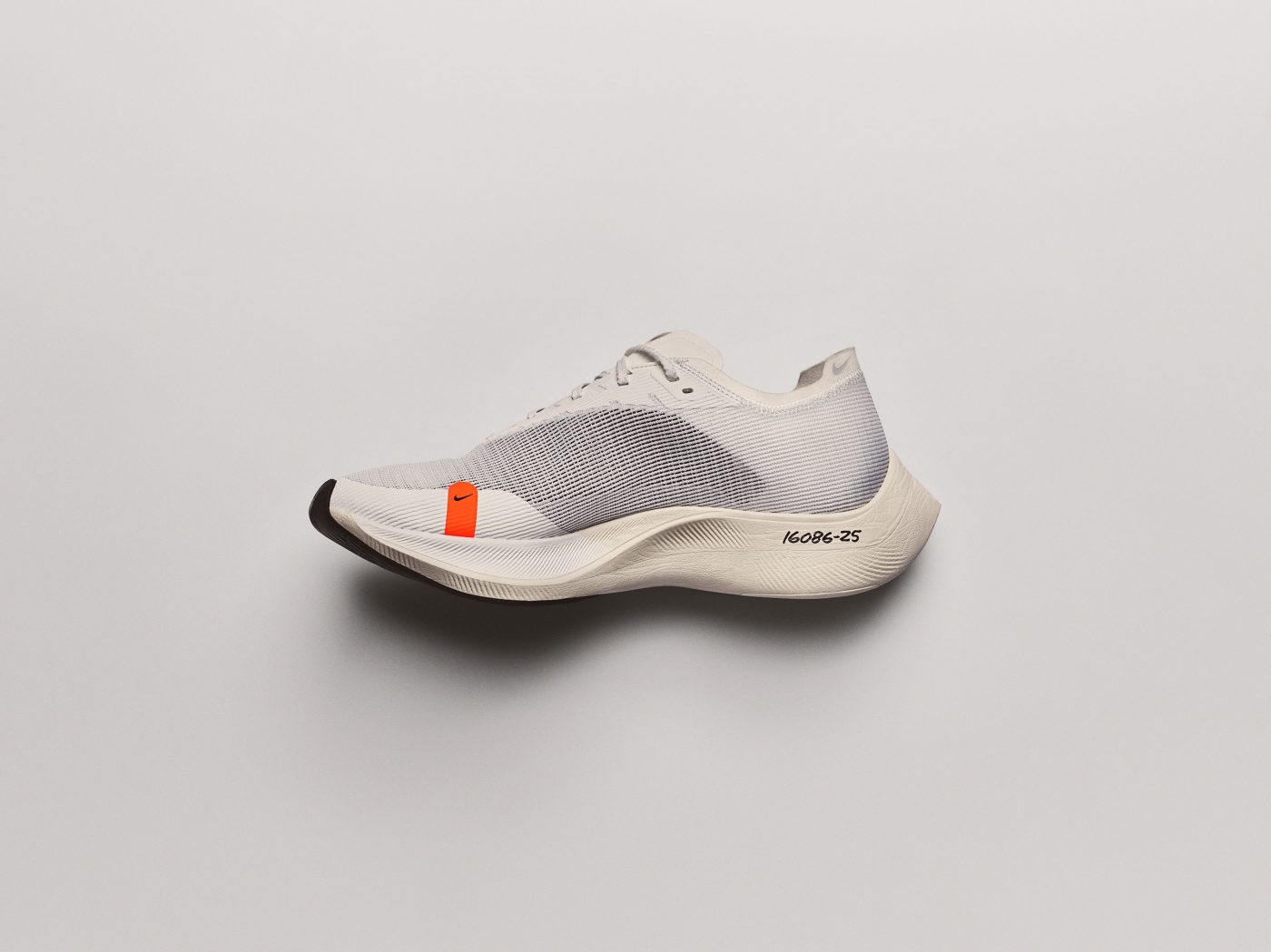 Nike_ZoomX_Vaporfly_NEXT%_11