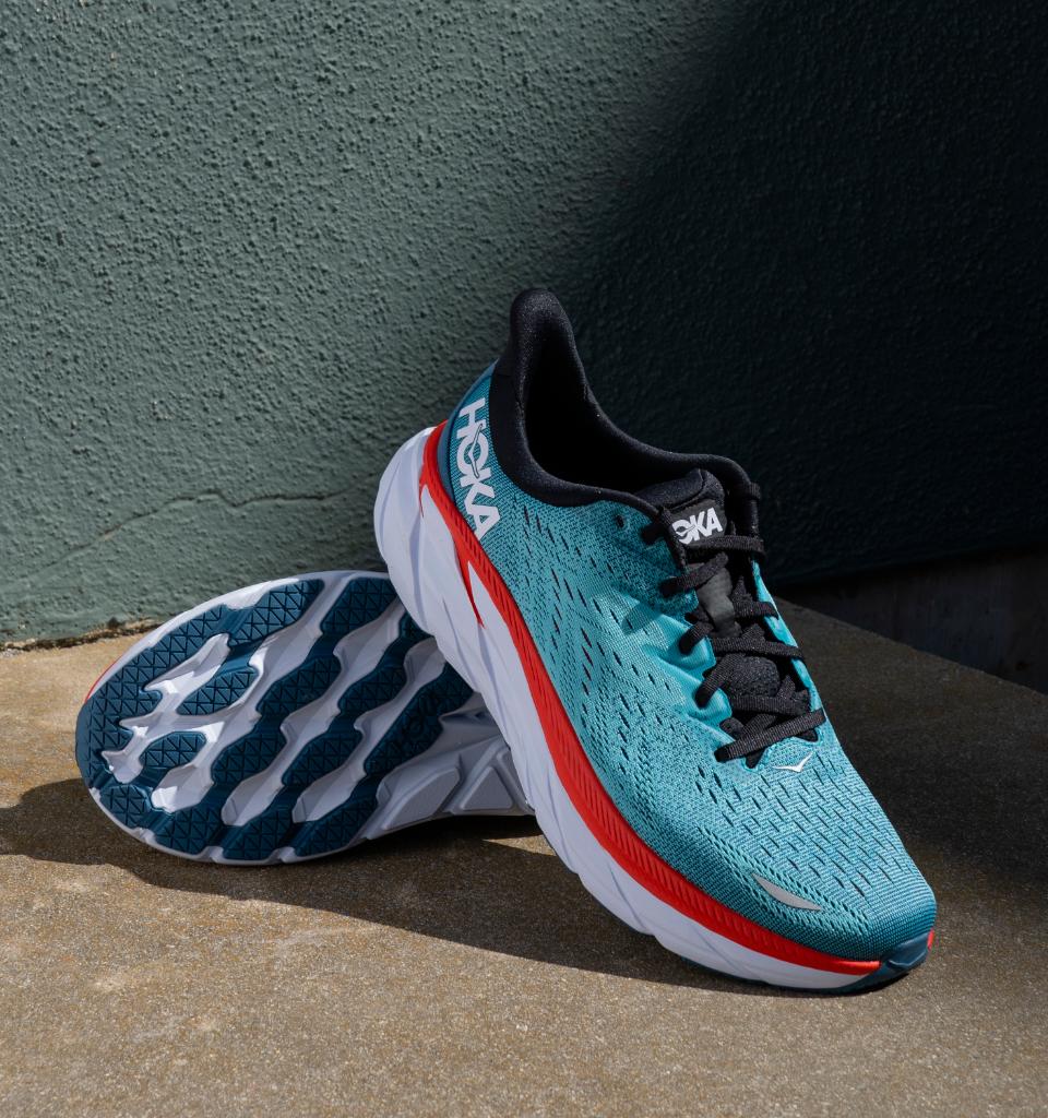 hoka one one clifton 8 running