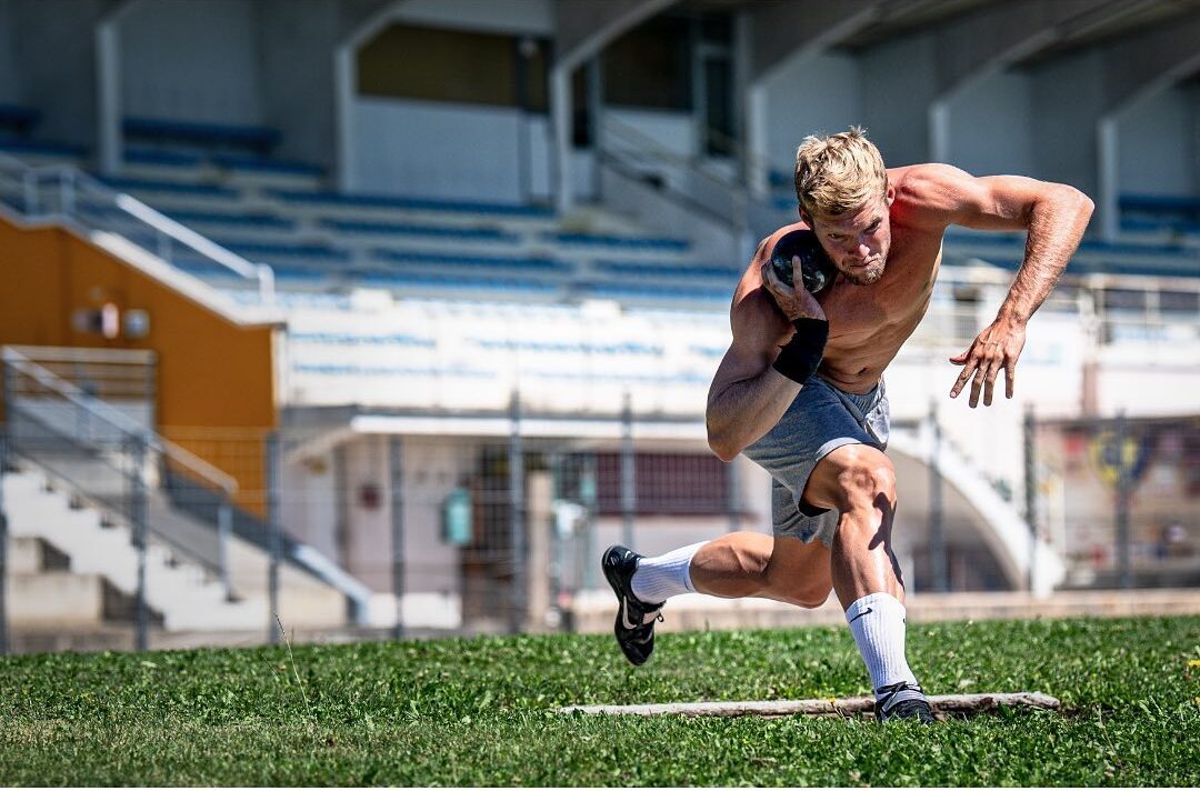 chaussure lancer de poids