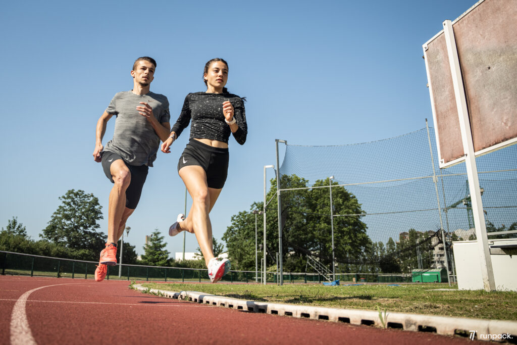 Les pointes d'athlétisme Nike ZoomX Dragonfly