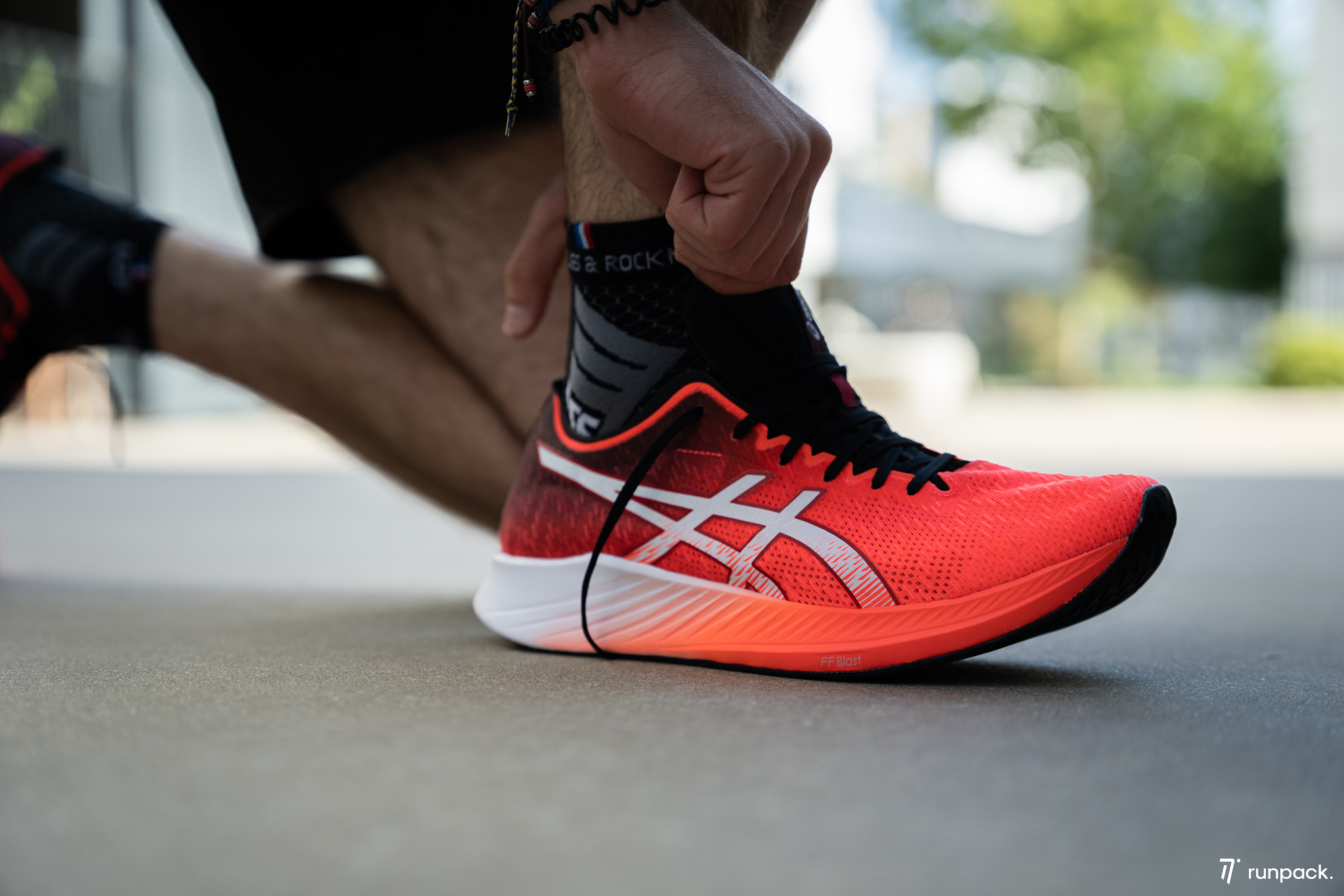 asics magic speed test runpack