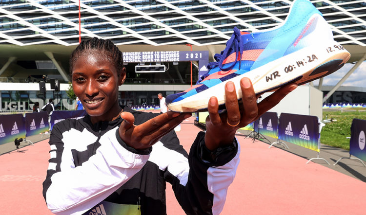 record du monde 5 km teferi senbere