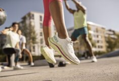 Image de l'article Kawana d’Hoka : la nouvelle chaussure de running adaptée au fitness