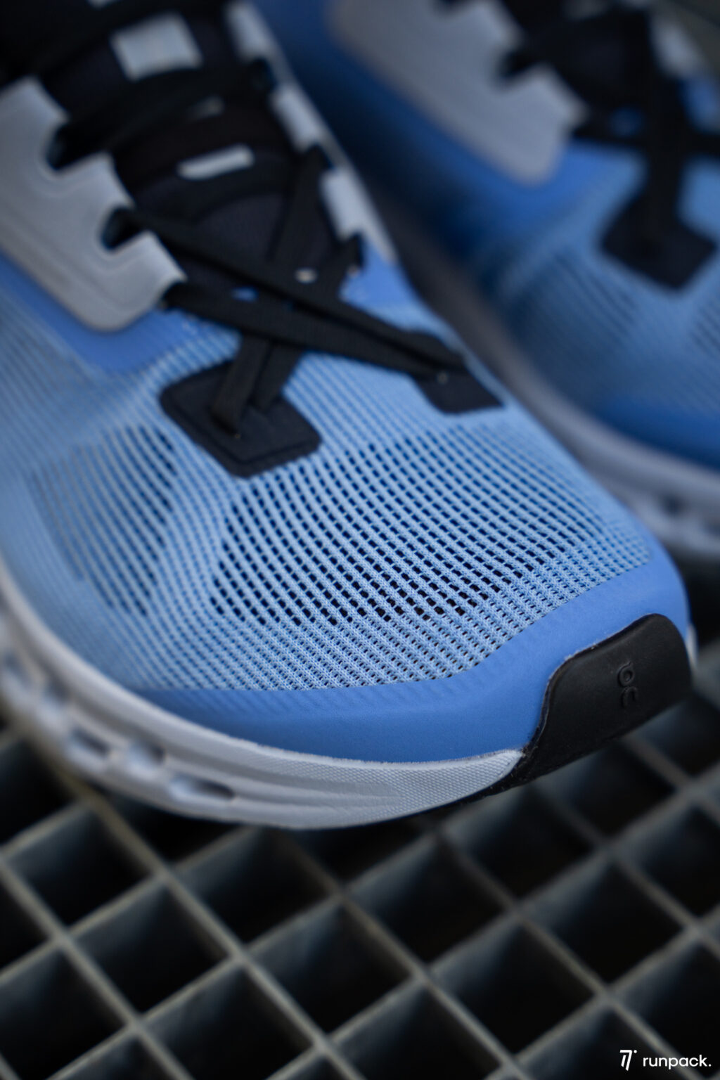 On Cloudmonster et Cloudstratus quelles sont les différences