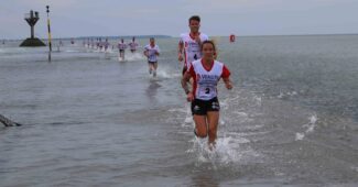 Image de l'article Foulées du Gois : quelles chaussures porter pour la course contre la mer ?