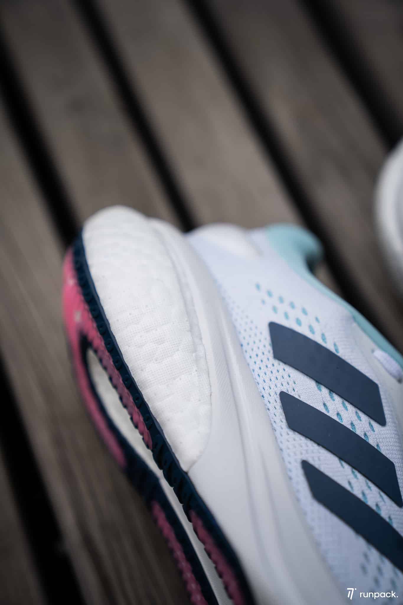 082022 adidas supernova 5