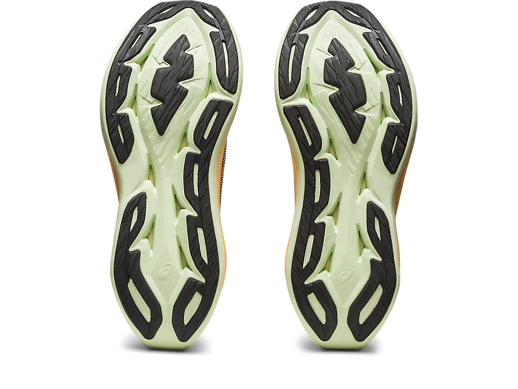 ASICS SUPERBLAST PACKSHOT1