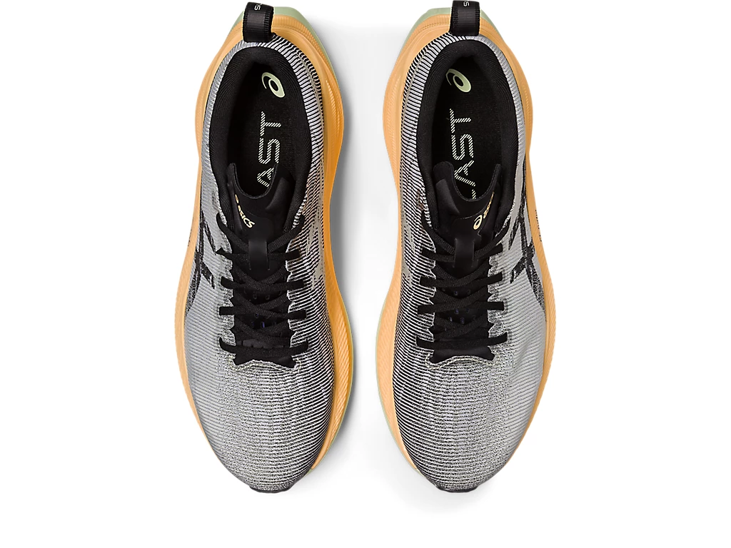 ASICS SUPERBLAST PACKSHOT2