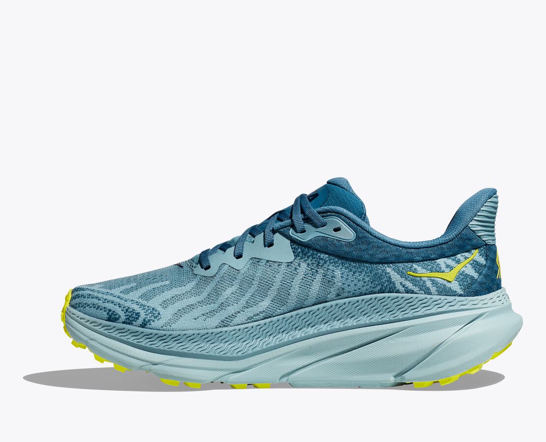 HOKA CHALLENGER 77