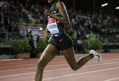 Image de l'article Record du monde du 1500m féminin – Faith Kipyegon en patronne