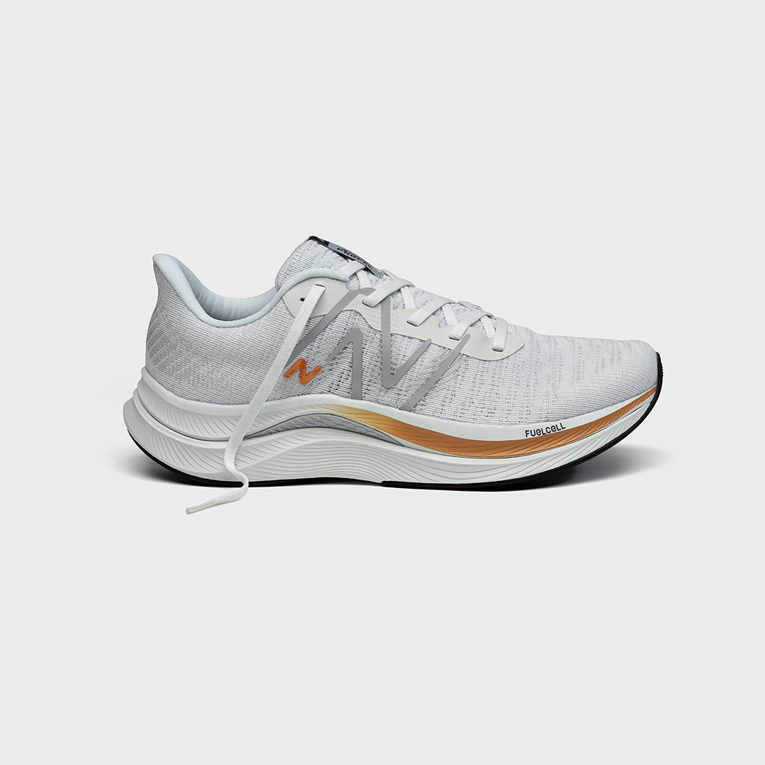 New Balance Propel v4