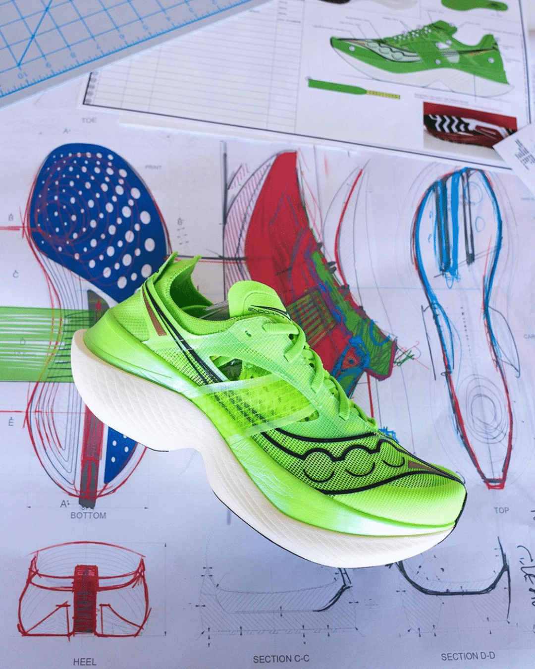 Saucony Endorphin Elite