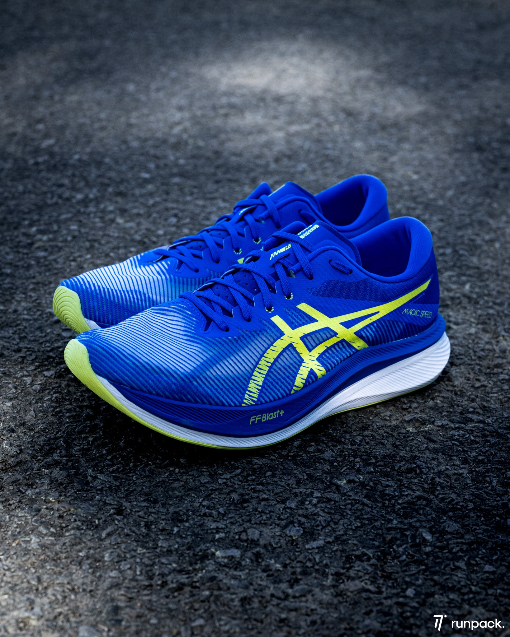 Asics Magic Speed