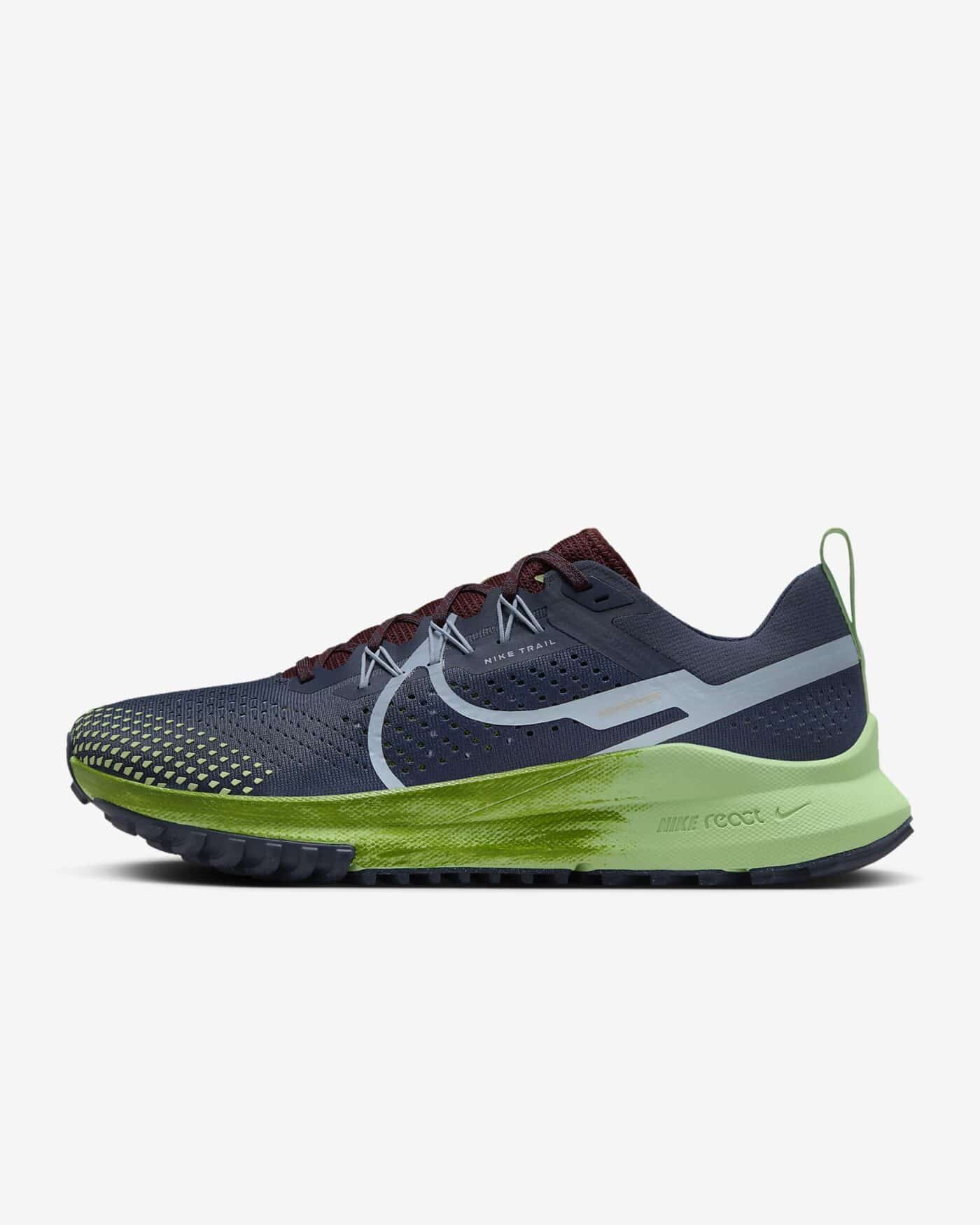 nike pegasus trail 4