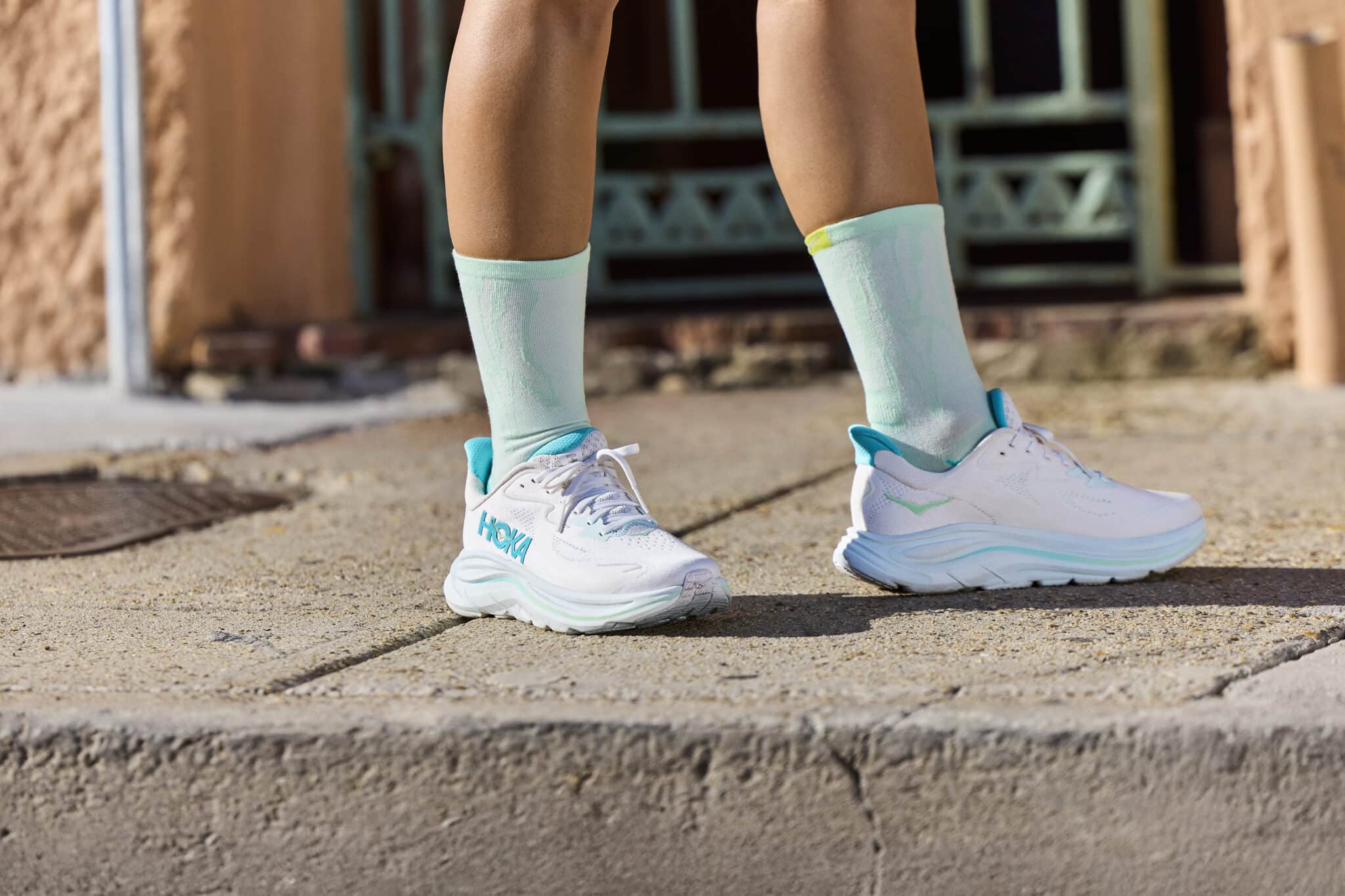 HOKA Clifton 10