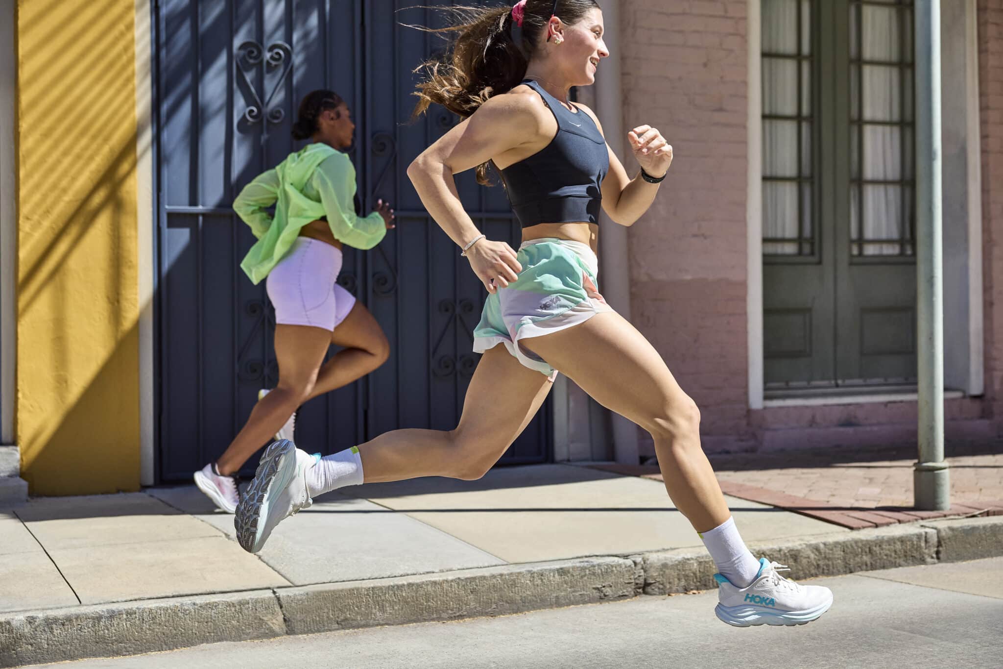 HOKA Clifton 10