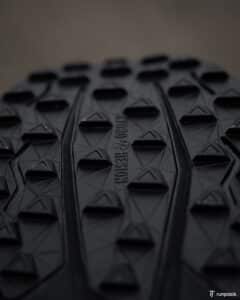 new balance fuelcell venym chaussure trail