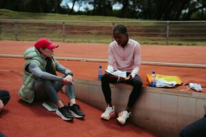 Breaking 4 nike tenu Faith Kipyegon