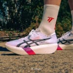 Que vaut la METASPEED RAY, la chaussure la plus légère d’ASICS ?