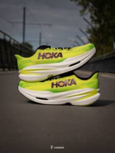 HOKA Mach X3 chaussure running carbonne