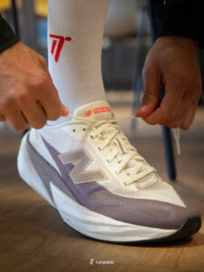 New Balance FuelCell Rebel v5 chaussure running