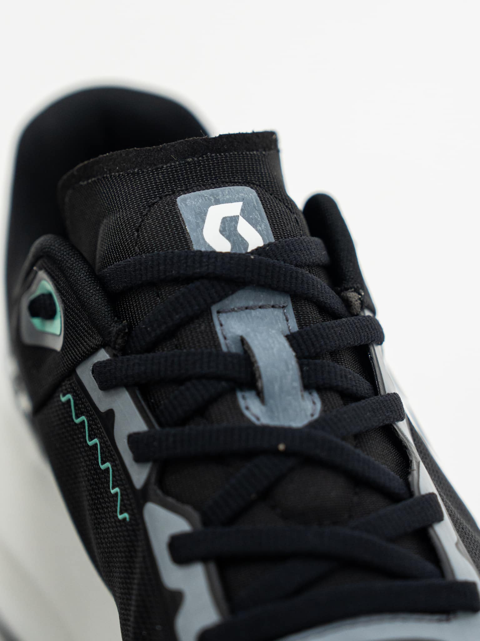 Scott kinabalu trail