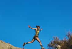 Image de l'article Salomon x Pas Normal Studios : une chaussure carbone pour courir entre route et gravel
