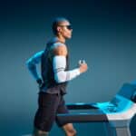 STOX passe au textile running avec un short et un legging de compression