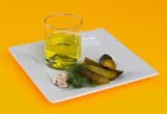 Image de l'article Jus de cornichon : simple hype ou vraie utilité contre les crampes ?