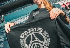 Image de l'article We Run Paris dévoile son tee-shirt finisher inspiré d&rsquo;un maillot du PSG