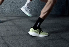 Image de l'article Salomon Aero Blaze 4 : plus légère et plus réactive pour les sorties sur route
