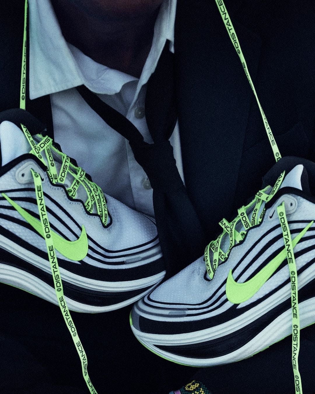 NIKE DISTANCE 12